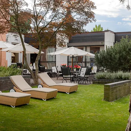 Отель Althoff Fuerstenhof 5*