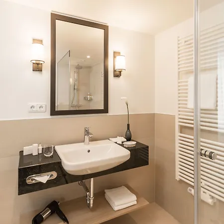 Hotel Althoff Fuerstenhof 5*